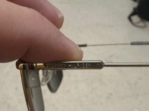 Lunettes Tommy hilfiger
