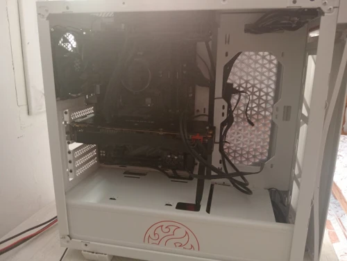 CONFIG PC I5 9600K/ GTX 1080/RAM 16 GB