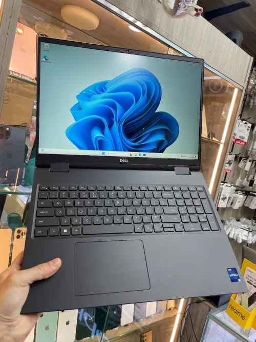 Dell Precision 7680 i7-13850HX vPro RTX 4000 ada 12GB 512GB 32GB DDR5