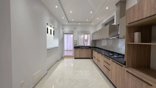Location Niveau de villa F3 Oran Bir el djir