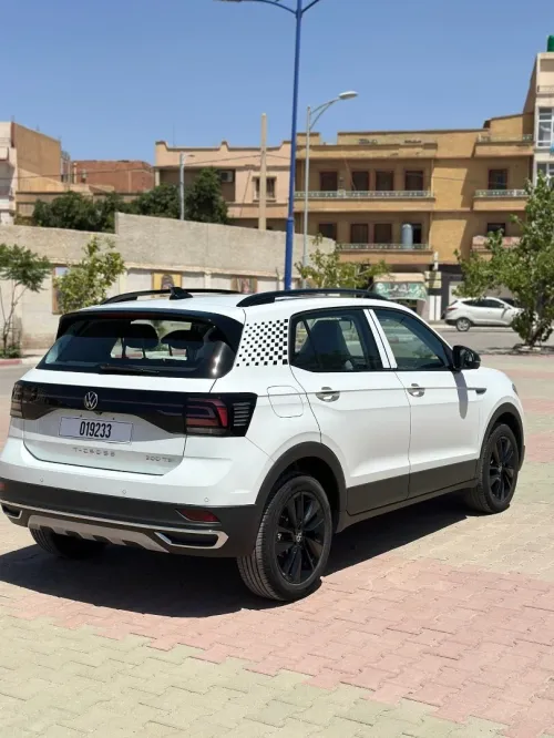 Volkswagen T-Cross 2025 R-line édition beats