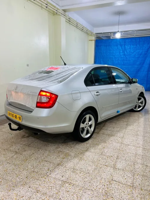 Skoda Rapid 2015 Ambition