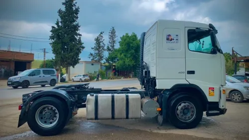Volvo 400 2008