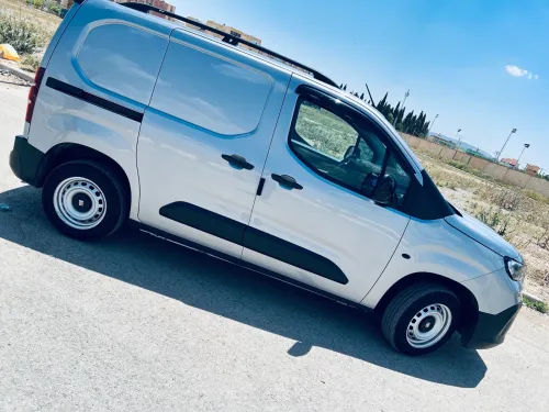 Fiat Doblo 2025 VU