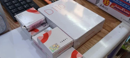 طابعة NIIMBOT D110 - طابعة الملصقات المحمولة حرارية بلوتوث  