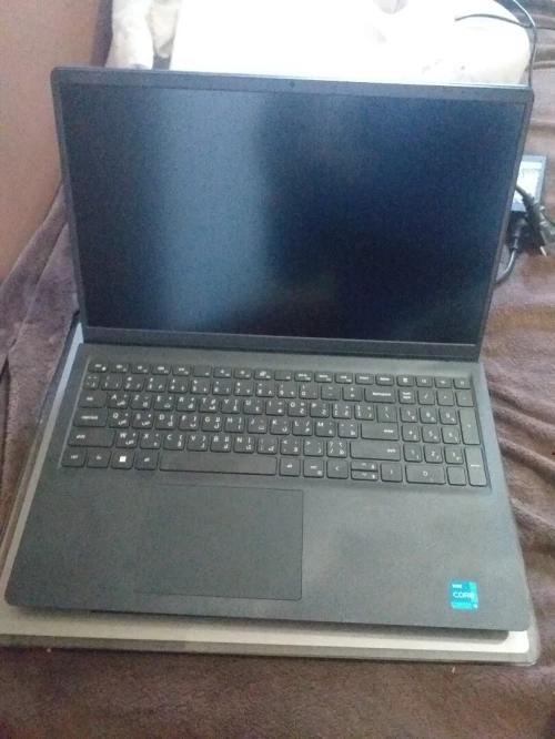 DELL Vostro 15 3530 I3-1305U