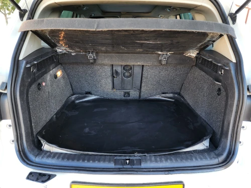 Volkswagen Tiguan 2011 Carat +