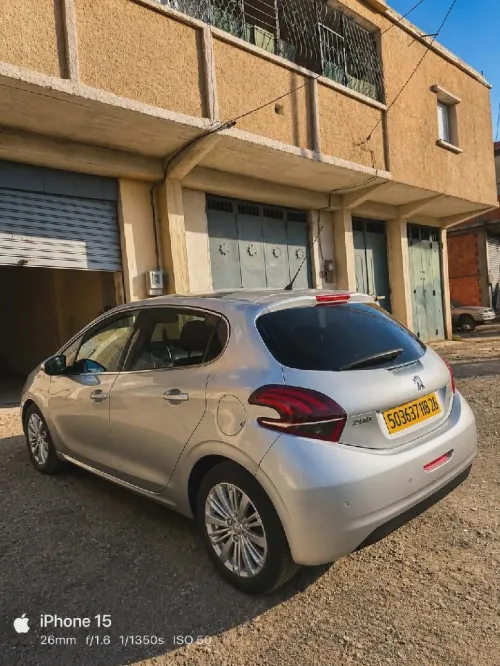 Peugeot 208 2018 Access Facelift