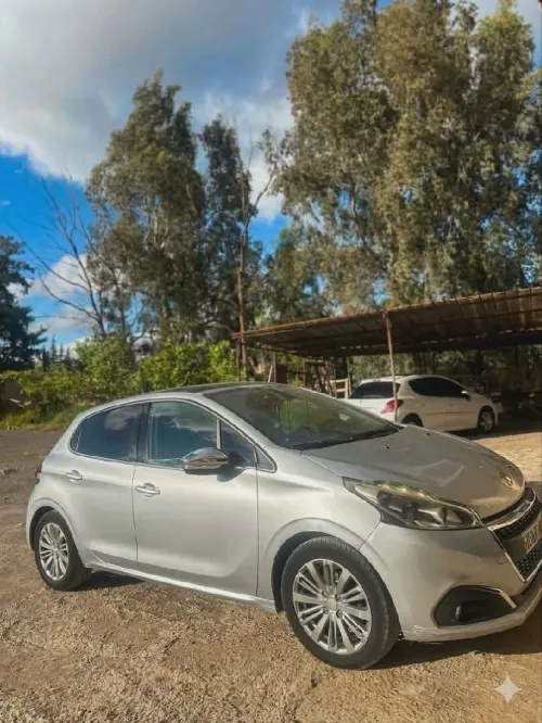 Peugeot 208 2018 Access Facelift