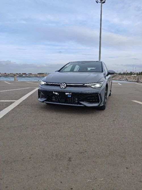 Volkswagen Golf 8 2025 