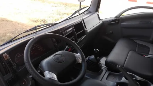 Isuzu NPR 