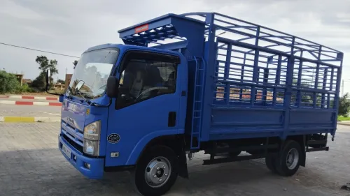 Isuzu NPR 
