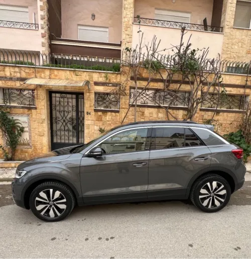 Volkswagen T-Roc 2023 