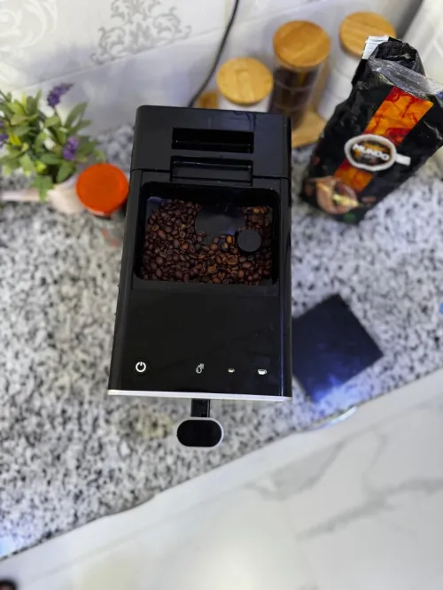 Café machine Beko italyienne Caba france hachoire etat10/10 مكينة قهوة بيكو ايطالية ترحي وتطيب قهوة