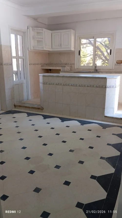 Location Appartement Niveau de villa F5 Alger Bouzareah