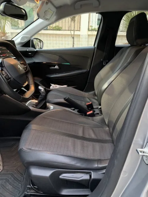 Peugeot 208 2022 Allure (Main libre/Xénon)