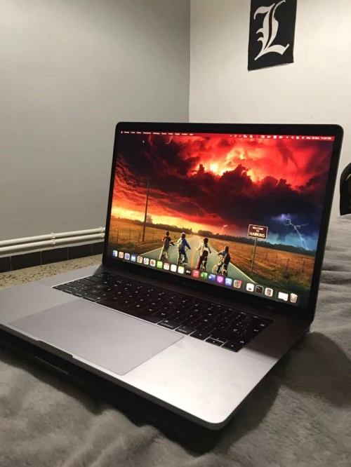 Macbook pro 2018 i7 32gb ram 500ssd double carte graphique