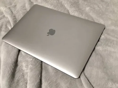 Macbook pro 2018 i7 32gb ram 500ssd double carte graphique