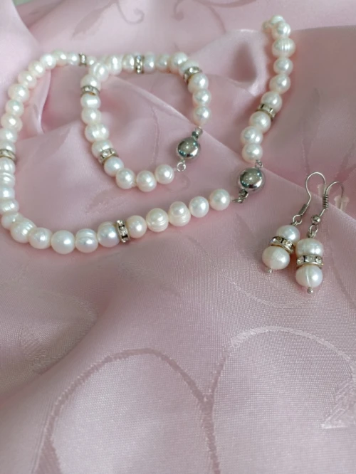 طاقم من الجوهر الحر.. parure en perles de culture joher hor 