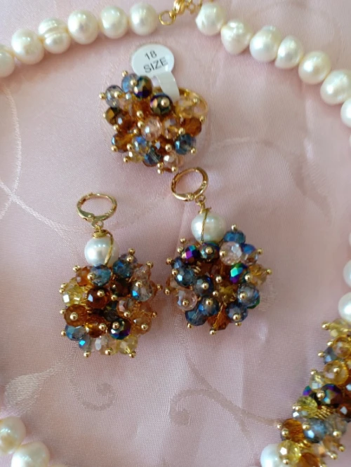 طاقم من الجوهر والكريستال سواروفسكي 🤩 parure en perles de culture et cristal Swarovski ❤️
