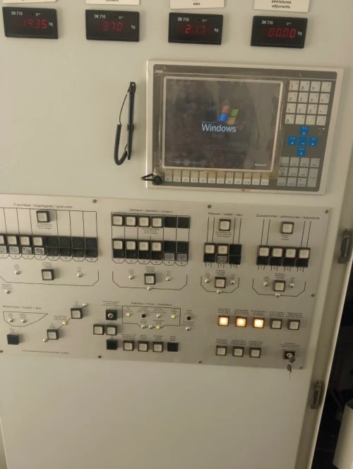 Électricien industriel