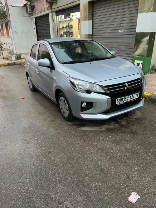 Mitsubishi Space star 2024 