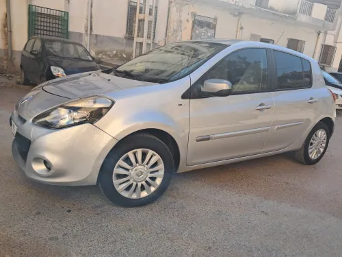 Renault Clio 3 2012 Night and Day