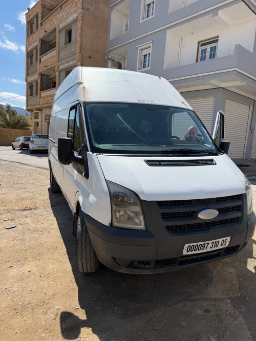 Ford Transit 2010