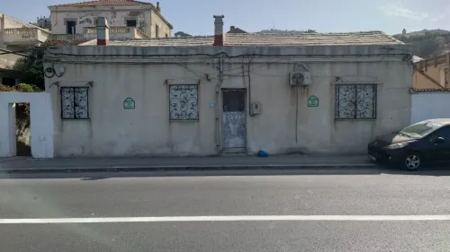 Vente Appartement Niveau de villa F4 Alger Bologhine