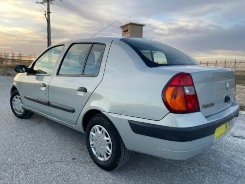 Renault Clio Classique 2003 Clio Classique