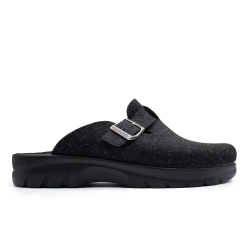 Cloth Man Slipper Black
