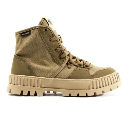 Pallashock Hiker
