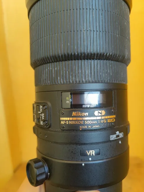 Objectif 500mm f4 série N montre nikon 