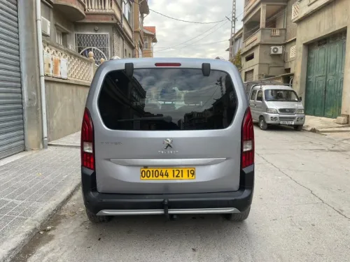 Peugeot Rifter 2021 