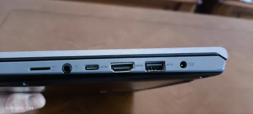 Asus vivobook 15