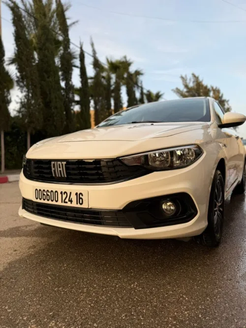 Fiat Tipo Sedan 2024 City plus Boite automatique 24.000km