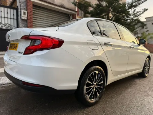 Fiat Tipo Sedan 2024 City plus Boite automatique 24.000km