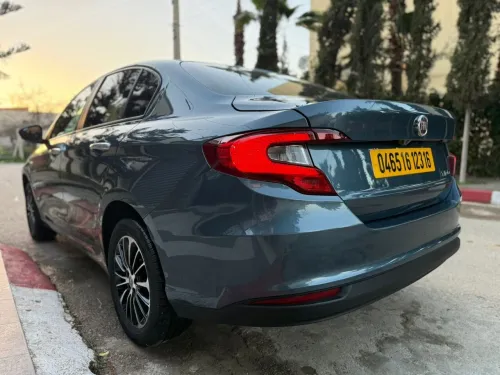 Fiat Tipo Sedan 2023 City plus Boite automatique 32.000km