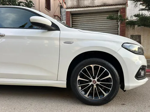 Fiat Tipo Sedan 2023 City plus Boite automatique