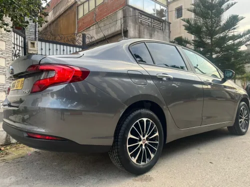 Fiat Tipo Sedan 2023 City plus Boite automatique