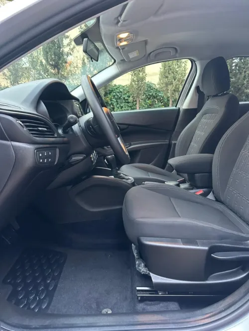 Fiat Tipo Sedan 2023 City plus Boite automatique 24.000km