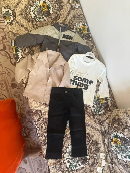 Ensemble enfant fille et garçon