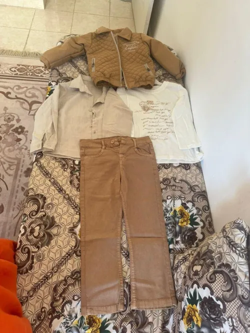 Ensemble enfant fille et garçon