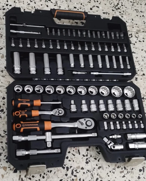 Caisse A Outils Douille cliquet 94 PCS Magnusson CR-V mécanos caba