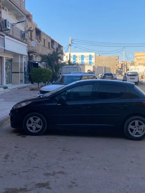 Peugeot 207 2011 