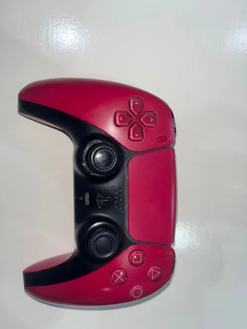 Deux manettes ps5 très bonne état avec boîte originale