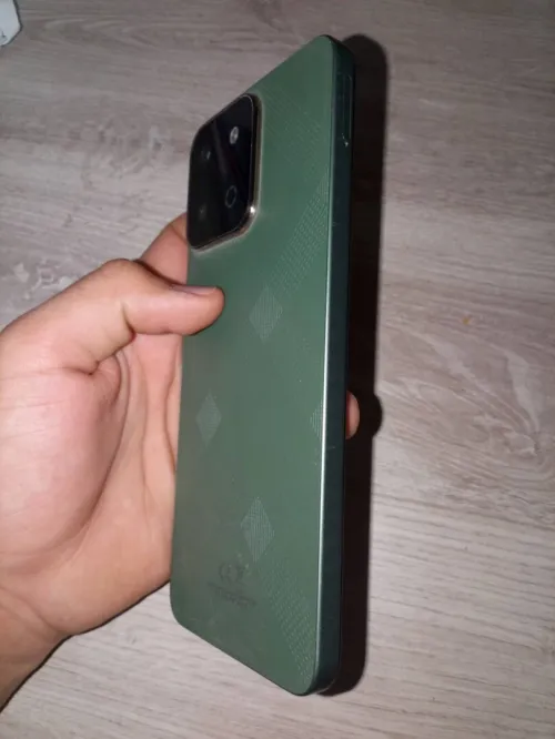 Honor x7c 