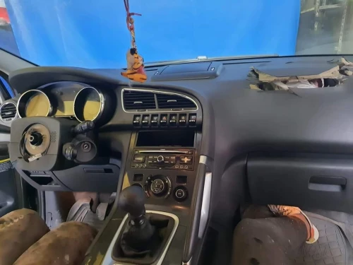 Réparation Airbag YF
