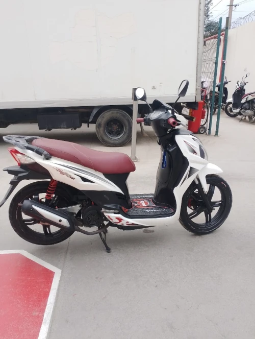 Sym Sr 2017