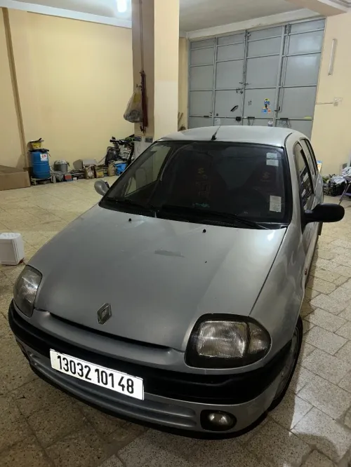 Renault Clio 2 2001 Alize